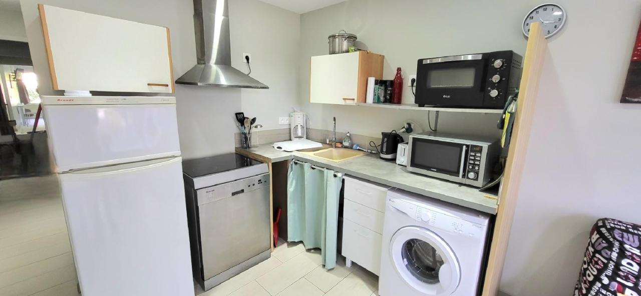 Residences Les Sansonnets "Appartements & Studios" Jonzac Kültér fotó