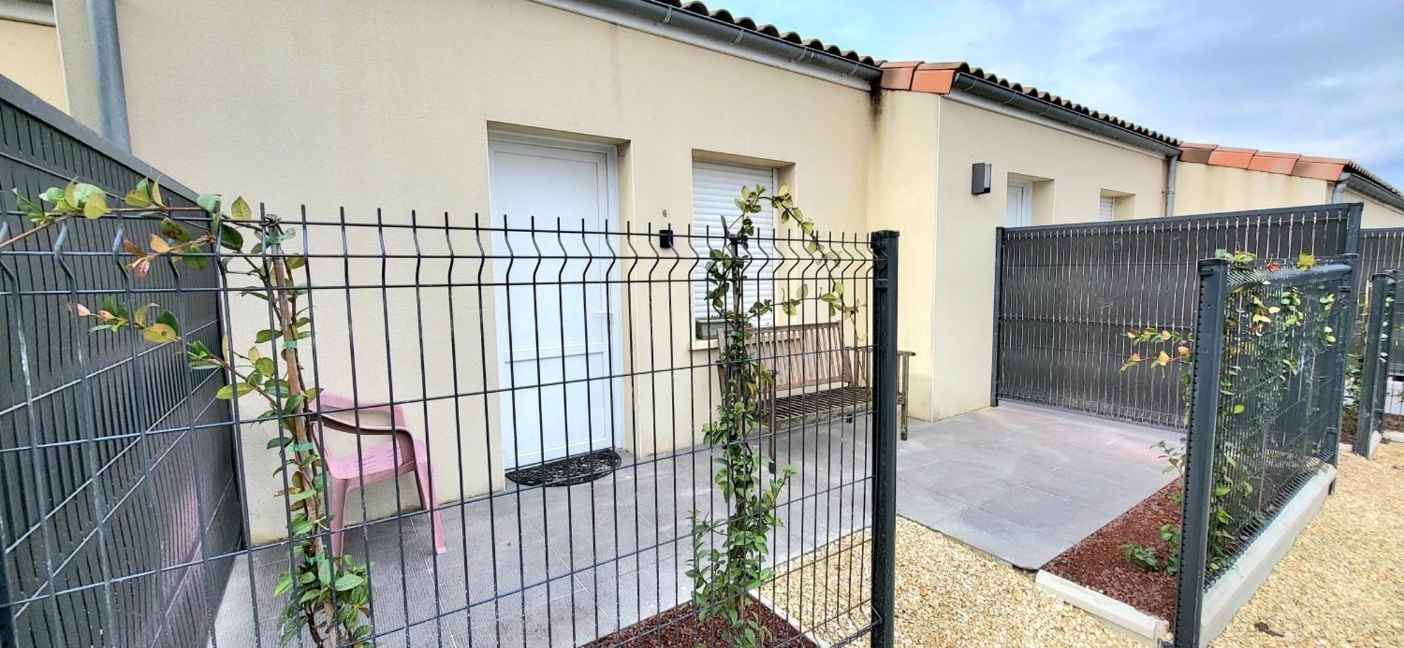 Residences Les Sansonnets "Appartements & Studios" Jonzac Kültér fotó
