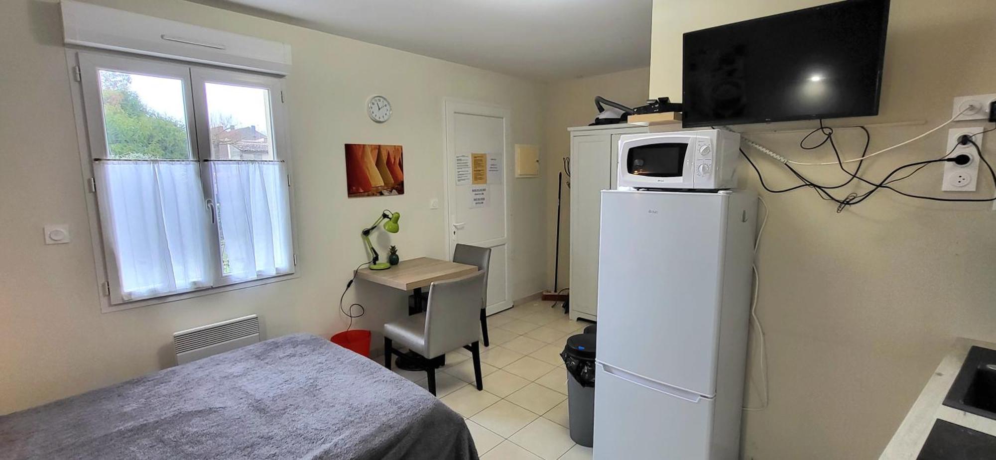 Residences Les Sansonnets "Appartements & Studios" Jonzac Kültér fotó