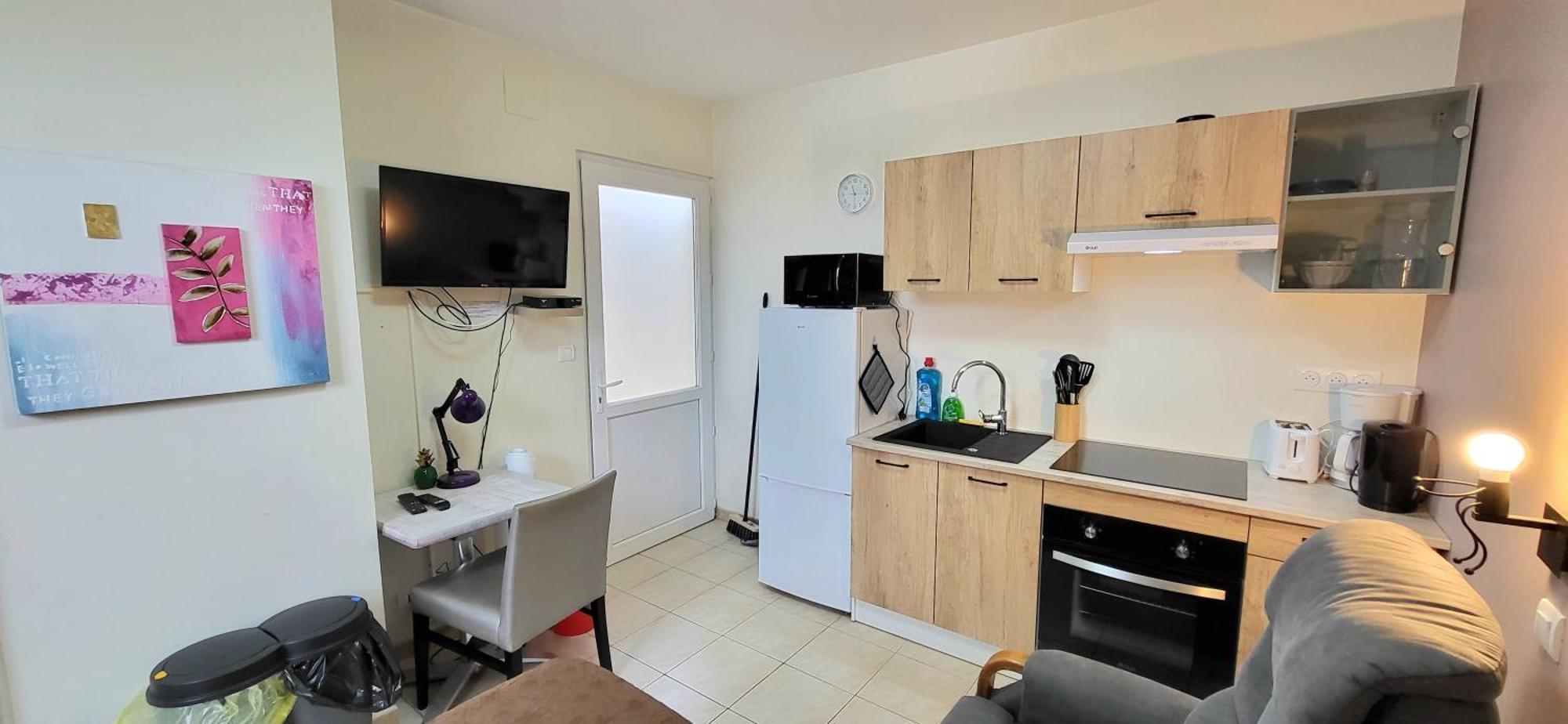 Residences Les Sansonnets "Appartements & Studios" Jonzac Kültér fotó
