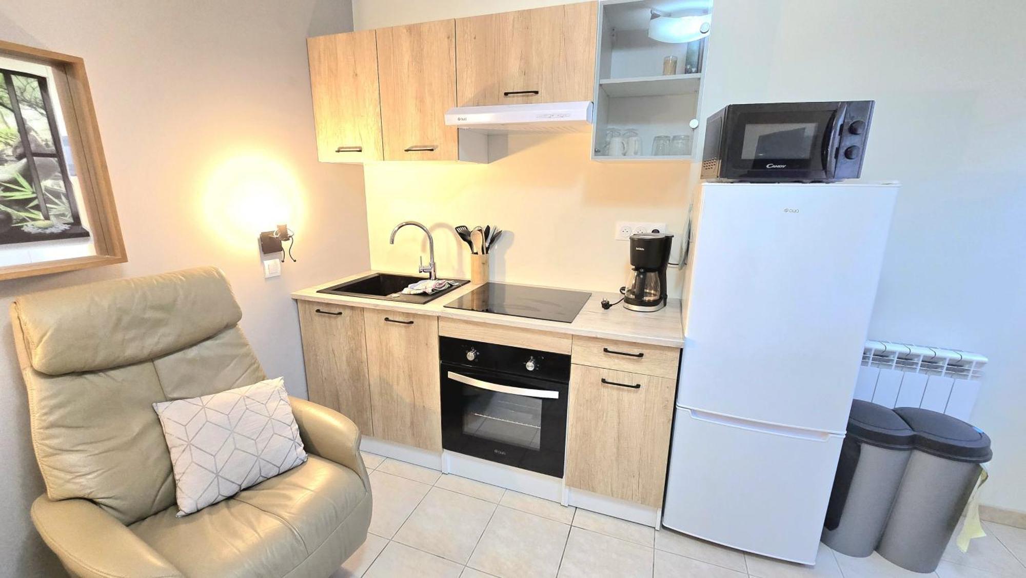 Residences Les Sansonnets "Appartements & Studios" Jonzac Kültér fotó